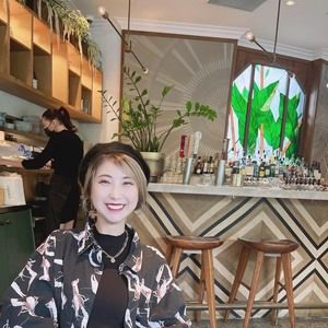 Meet your Posher, Cecilia